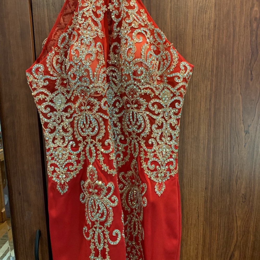 Dress - Picture 2 of 3